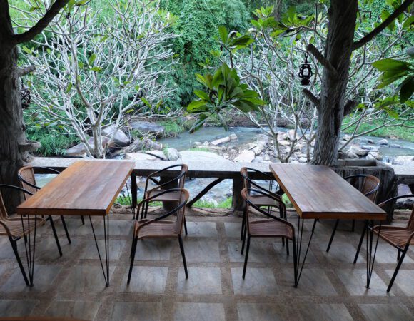 Sainamwang lodge common area